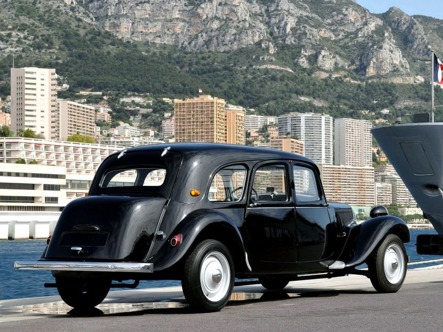  Citroen Traction Avant Commerciale 1954 года  (фото 5 из 11)